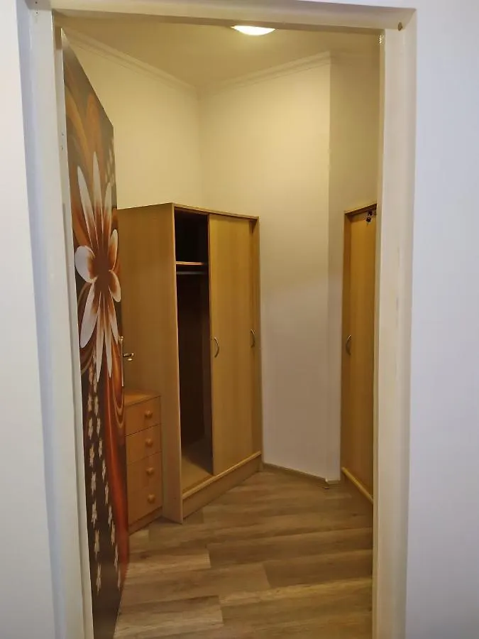Zellervar Apartman 0*, 埃格尔 匈牙利